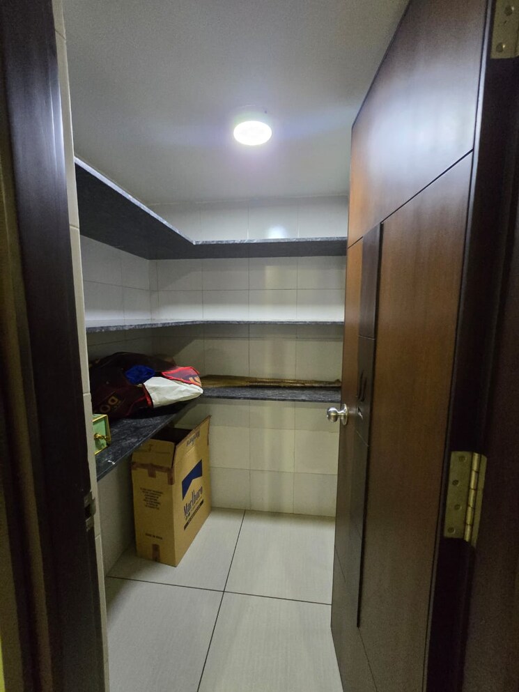 Bathroom, sama savli road 3 Bedroom 2200 Sq.Ft. Penthouse In Sama Savli Road Vadodara 9681315