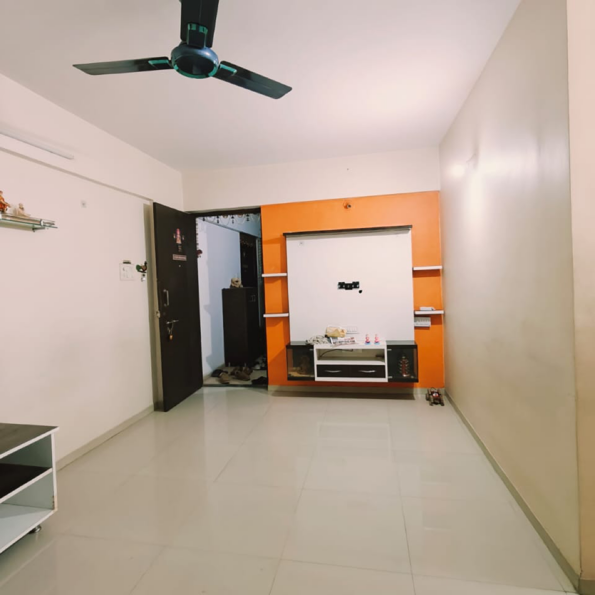 2 BHK + Extra Room Apartment For Sale in Darode Jog Oakwood County