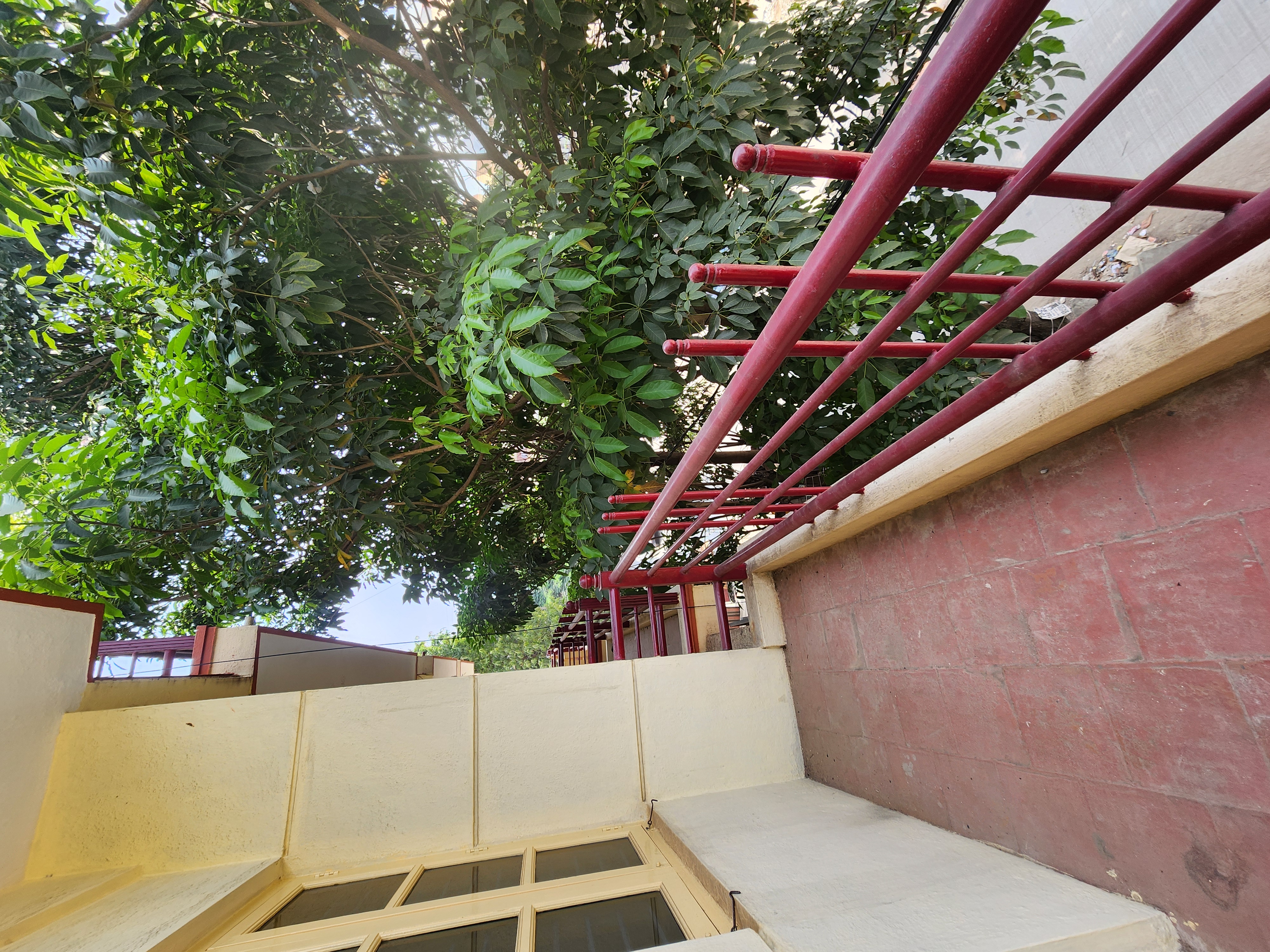 2 BHK + Servant Room Apartment For Rent in Happy Homes BTM Layout