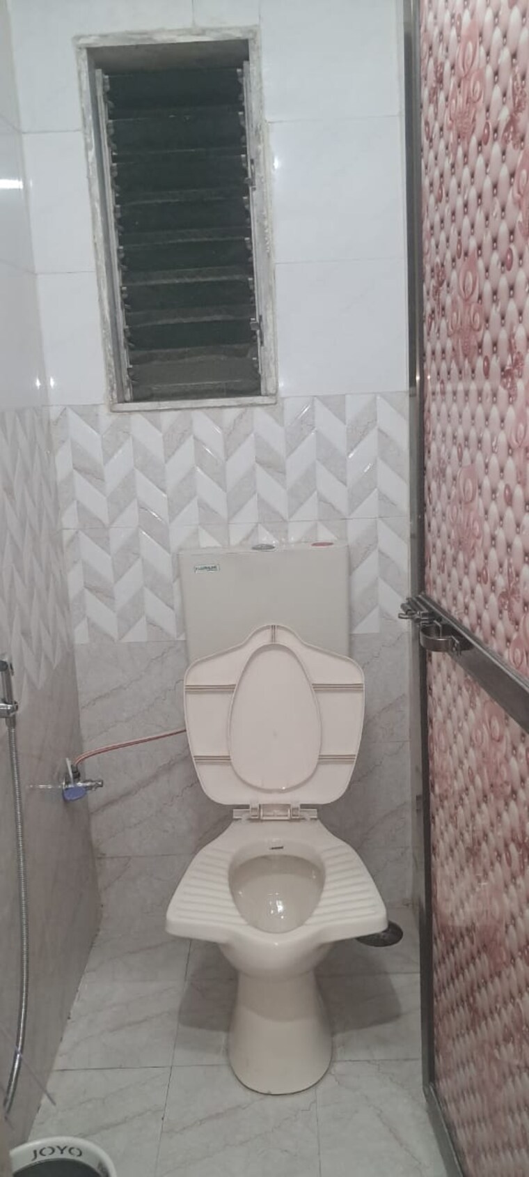 Bathroom, tilak nagar 1 Bedroom 450 Sq.Ft. Apartment In Tilak Nagar Mumbai 9681362