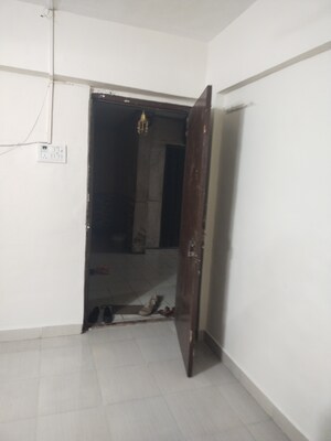 Furnished Amenities in 1 BHK Apartment at Navre Baug CHS, Kurla East – for Rent