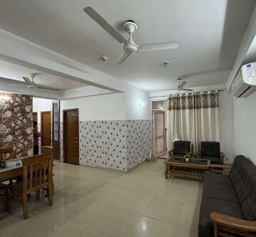 Living Room in 2 BHK Apartment at Hazratganj – for Rent