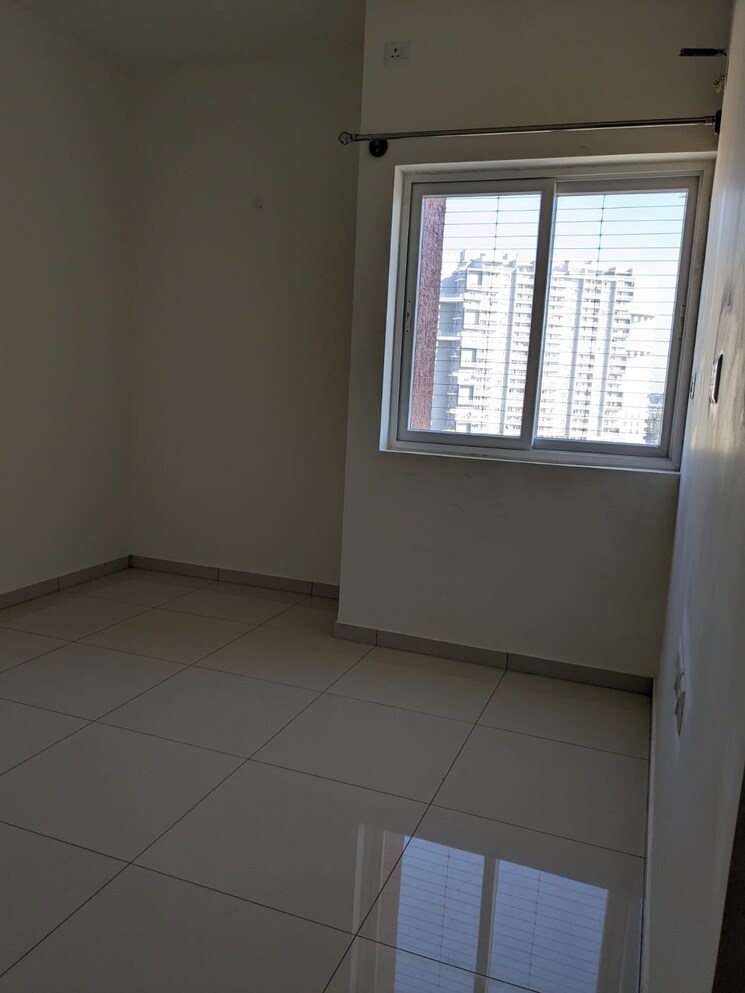 Room, vajram-newtown 3 Bedroom 1756 Sq.Ft. Apartment In Thanisandra Main Road Bangalore 9681390