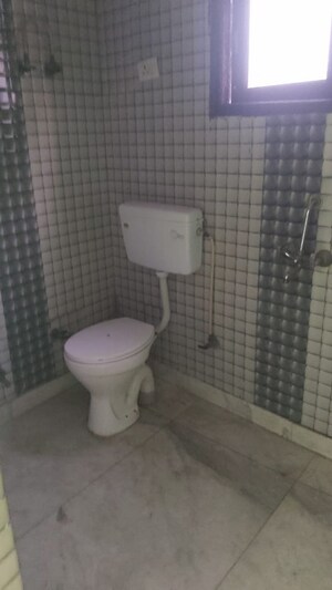 Bathroom in 2.5 BHK Builder Floor at Mayur Vihar – for Sale