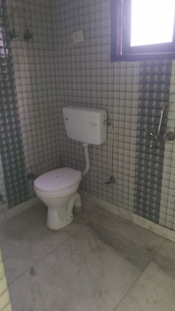 Bathroom in 2.5 BHK Builder Floor at Mayur Vihar – for Sale