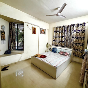 Bedroom in 2 BHK Apartment at Shrinivas Crossover County B Wing, Industrial Area – for Rent