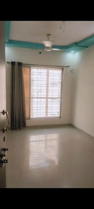 Room in 1 BHK Apartment at Sai Rydam Grapes Tower, Nalasopara West – for Rent