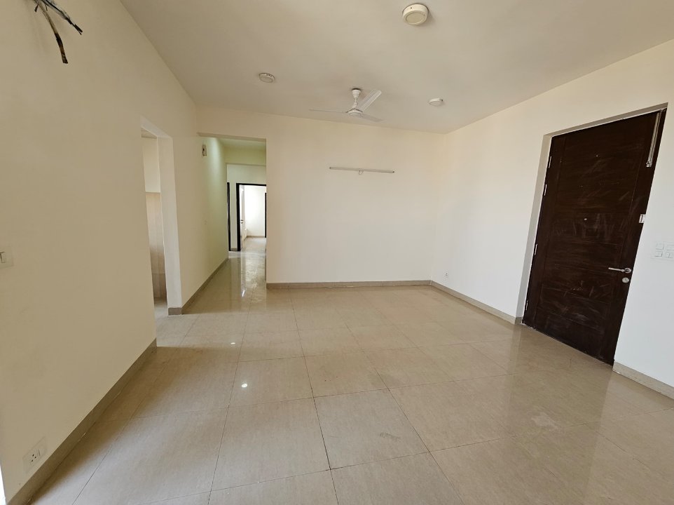 3.5 BHK + Servant Room 1395 Sq.Ft. Apartment in Emaar Emerald Estate