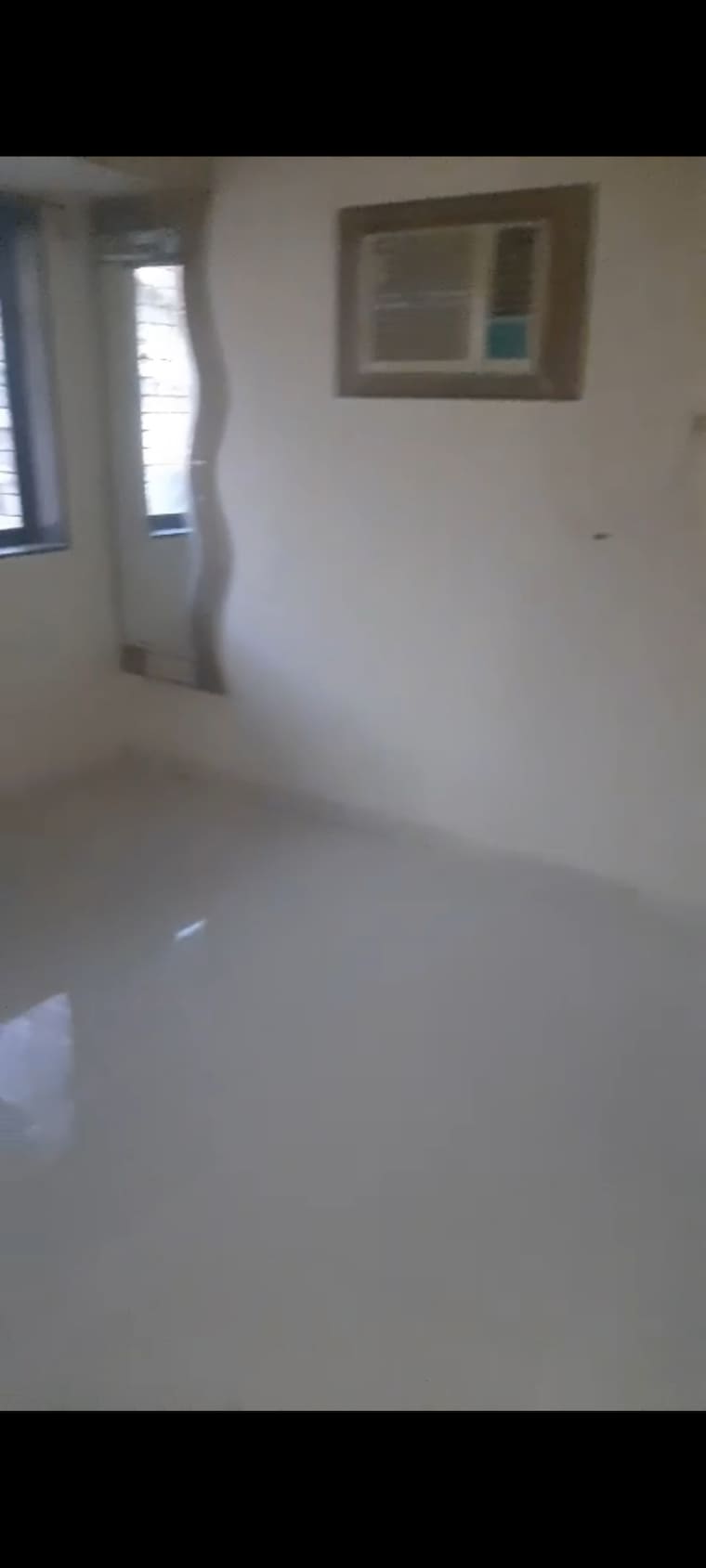Room, kurla east 1 Bedroom 450 Sq.Ft. Apartment In Kurla East Mumbai 9681421