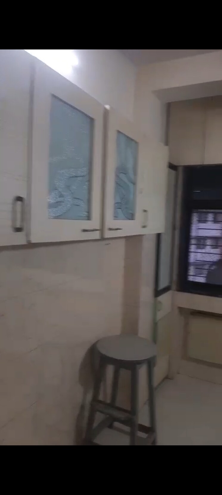 Bathroom, kurla east 1 Bedroom 450 Sq.Ft. Apartment In Kurla East Mumbai 9681421