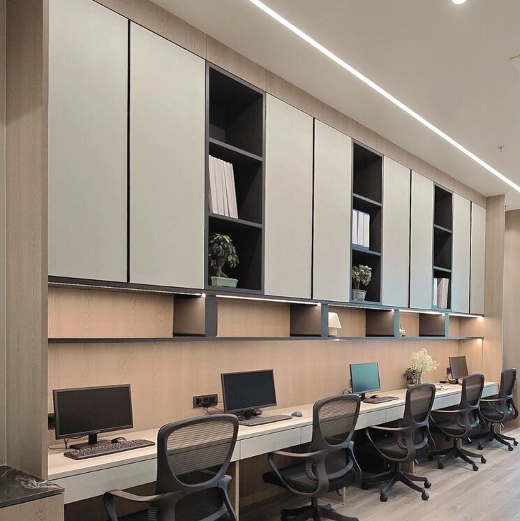 Gym, alphathum Commercial Office Space 570 Sq.Ft. In Sector 90 Noida 9681435