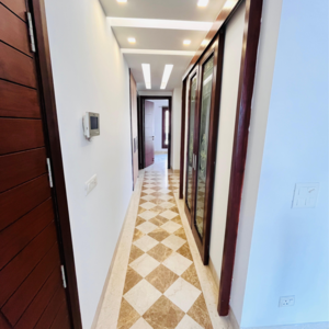 Building Lobby in 3 BHK Builder Floor at Safdarjung Development Area – for Rent