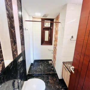 Building Lobby in 3 BHK Builder Floor at Safdarjung Development Area – for Rent