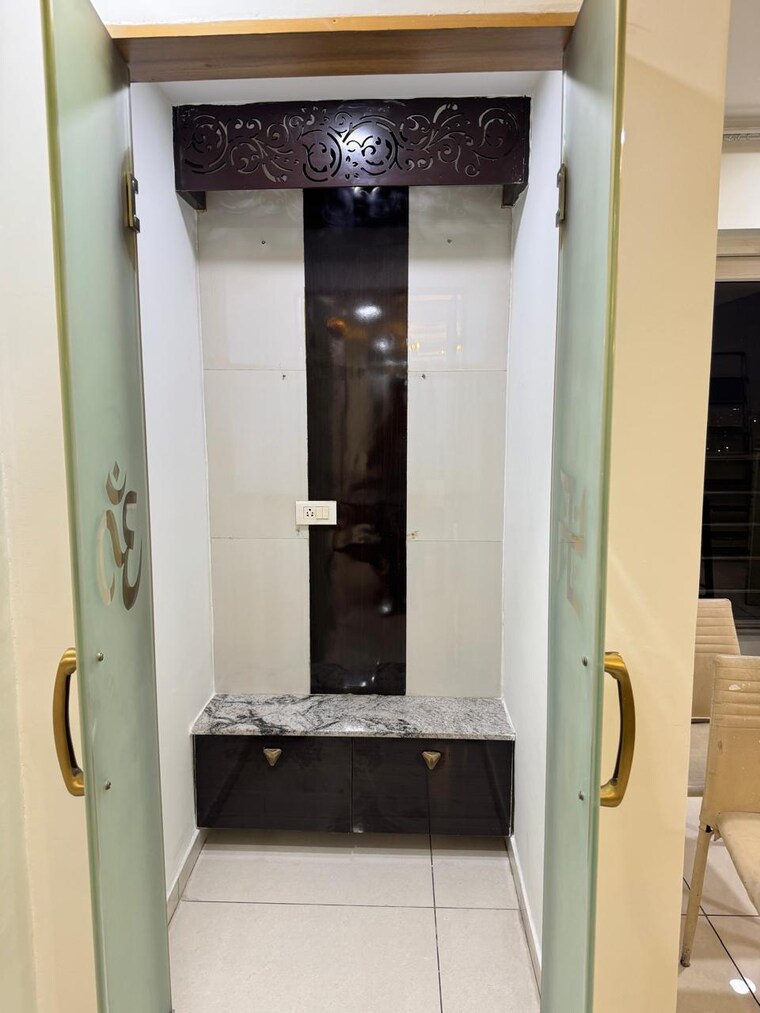 Bathroom, vishnu-vistara 3 Bedroom 1890 Sq.Ft. Apartment In Hi Tech City Hyderabad 9681437