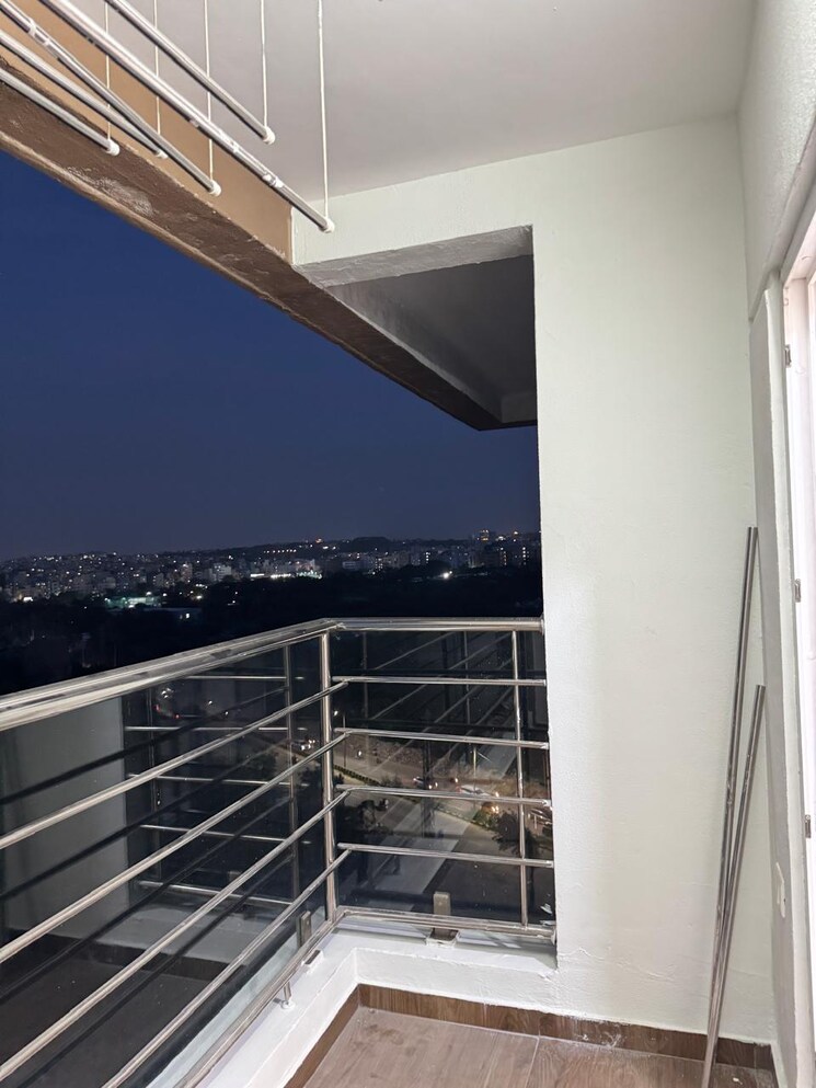 Balcony, vishnu-vistara 3 Bedroom 1890 Sq.Ft. Apartment In Hi Tech City Hyderabad 9681437