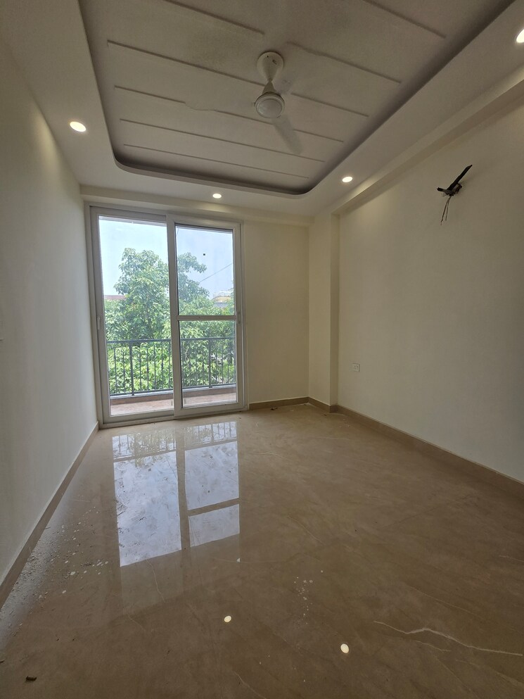 undefined, chattarpur 3 Bedroom 1300 Sq.Ft. Builder Floor In Chattarpur Delhi 9681439