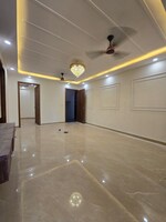 3 BHK + Servant Room 1300 Sq.Ft. Builder Floor in Chattarpur