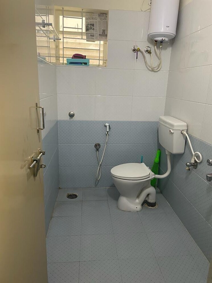 Bathroom, pyramid-watsonia 2 Bedroom 1241 Sq.Ft. Apartment In Jakkuru Bangalore 9681440