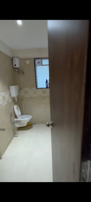 Master Bedroom in 2 BHK Apartment at New Ocean View, Andheri West – for Rent
