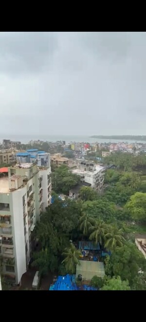 Master Plan in 2 BHK Apartment at New Ocean View, Andheri West – for Rent