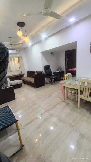 Master Bedroom in 2.5 BHK Apartment at The Retreat Gurgaon, Sector 41 – for Rent