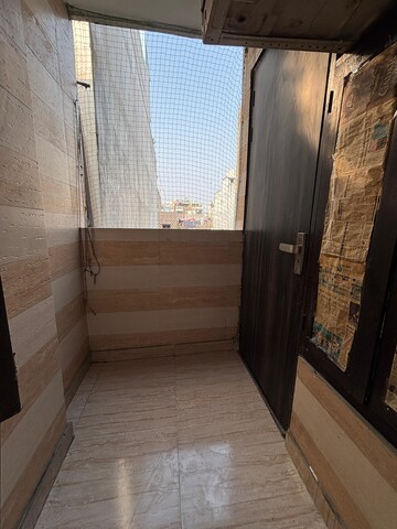  1 BHK Builder Floor at Dwarka Mor – for Rent