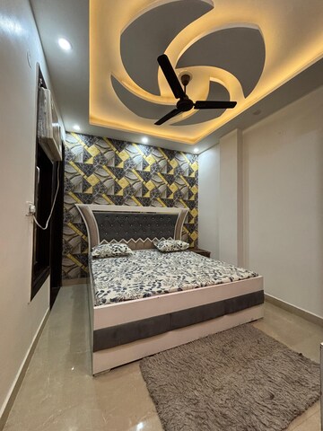 Bedroom in 1 BHK Builder Floor at Dwarka Mor – for Rent