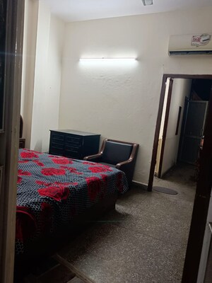 1 BHK Builder Floor For Rent in Lajpat Nagar 4