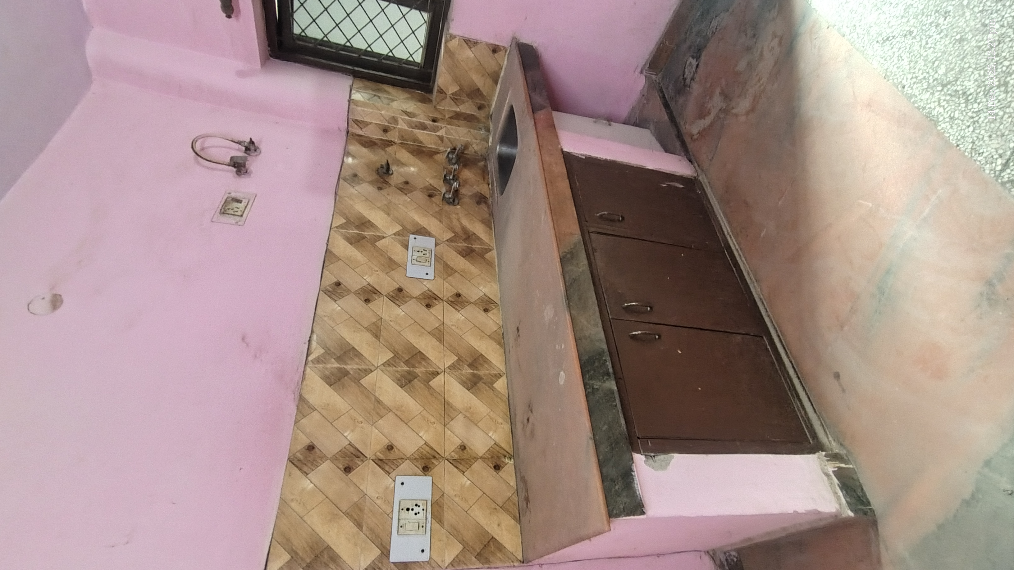 1 RkIndependent House For Rent in Unitech Palms