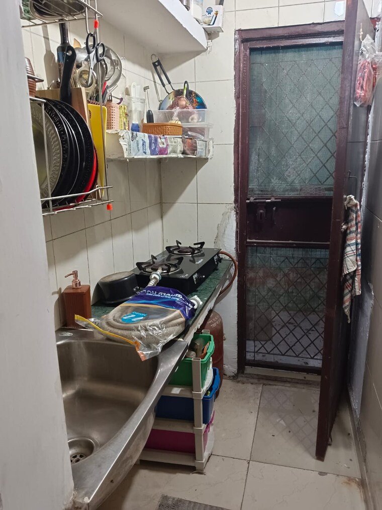 undefined, lajpat nagar 4 1 RK 311 Sq.Ft. Builder Floor In Lajpat Nagar 4 Delhi 9681498