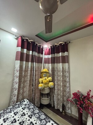 Living Room in 2.5 BHK Penthouse at Saurabh Niwas, Sector 40 – for Rent