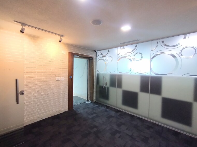 Room, horamavu Commercial Office Space 4001 Sq.Ft. In Horamavu Bangalore 9681510