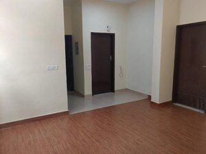 Room in 2 BHK Builder Floor at Ansal Plaza Sector-23, Sector 23 – for Rent
