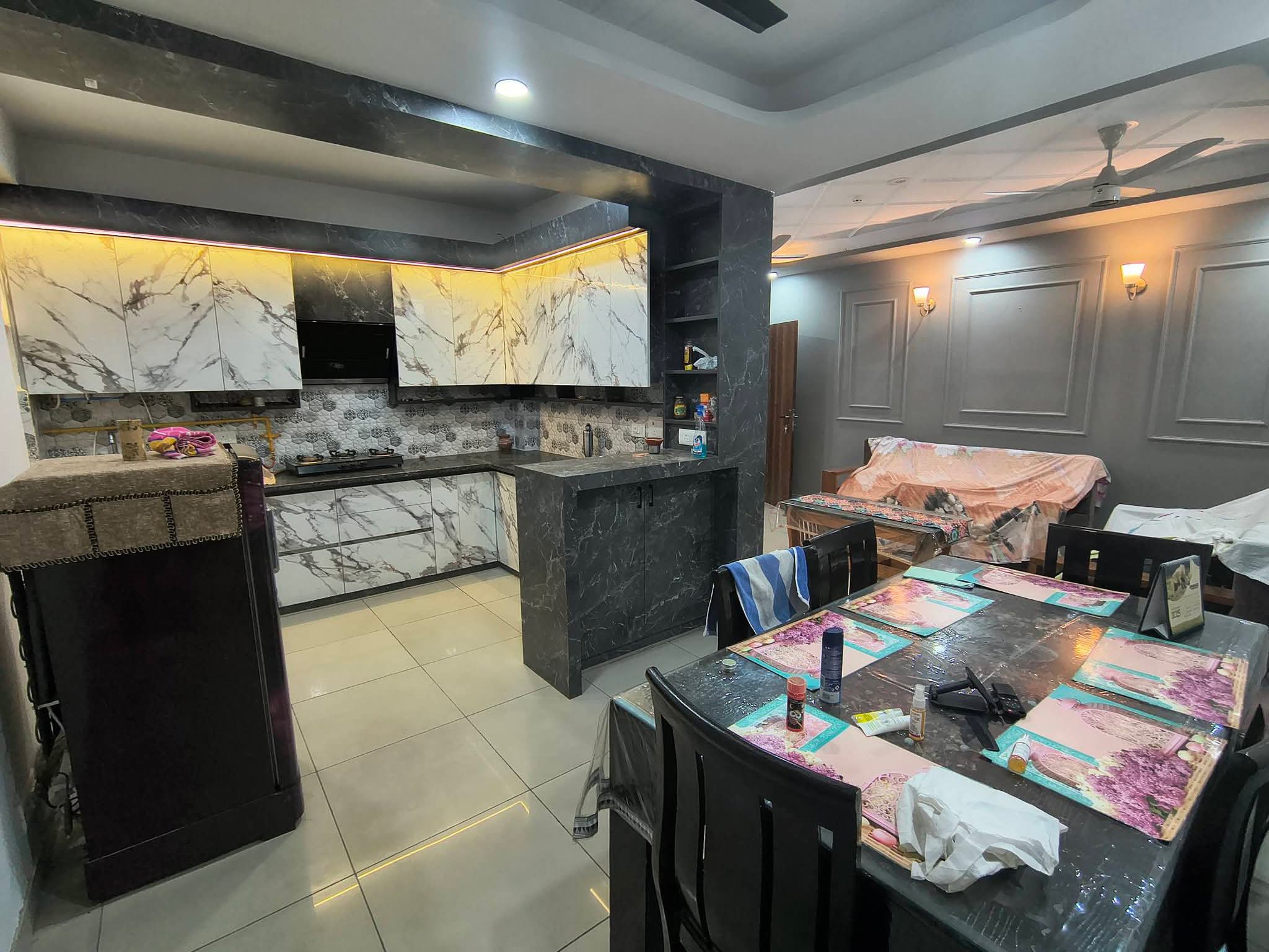 2 BHK Apartment For Rent in Mahagun Mywoods