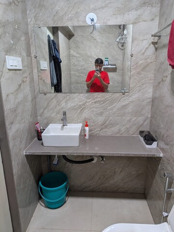 Bathroom in  Pg at Malad East – for Rent