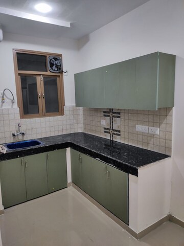 Kitchen in 2 BHK Builder Floor at Sector 23 – for Rent