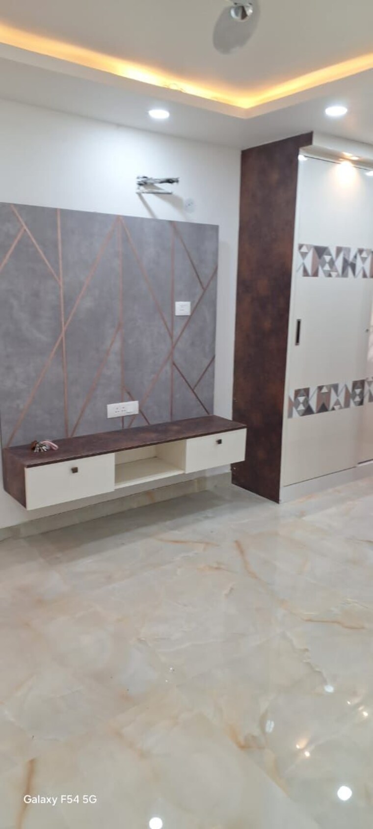 undefined, sector 23 3 Bedroom 1850 Sq.Ft. Builder Floor In Sector 23 Gurgaon 9681553