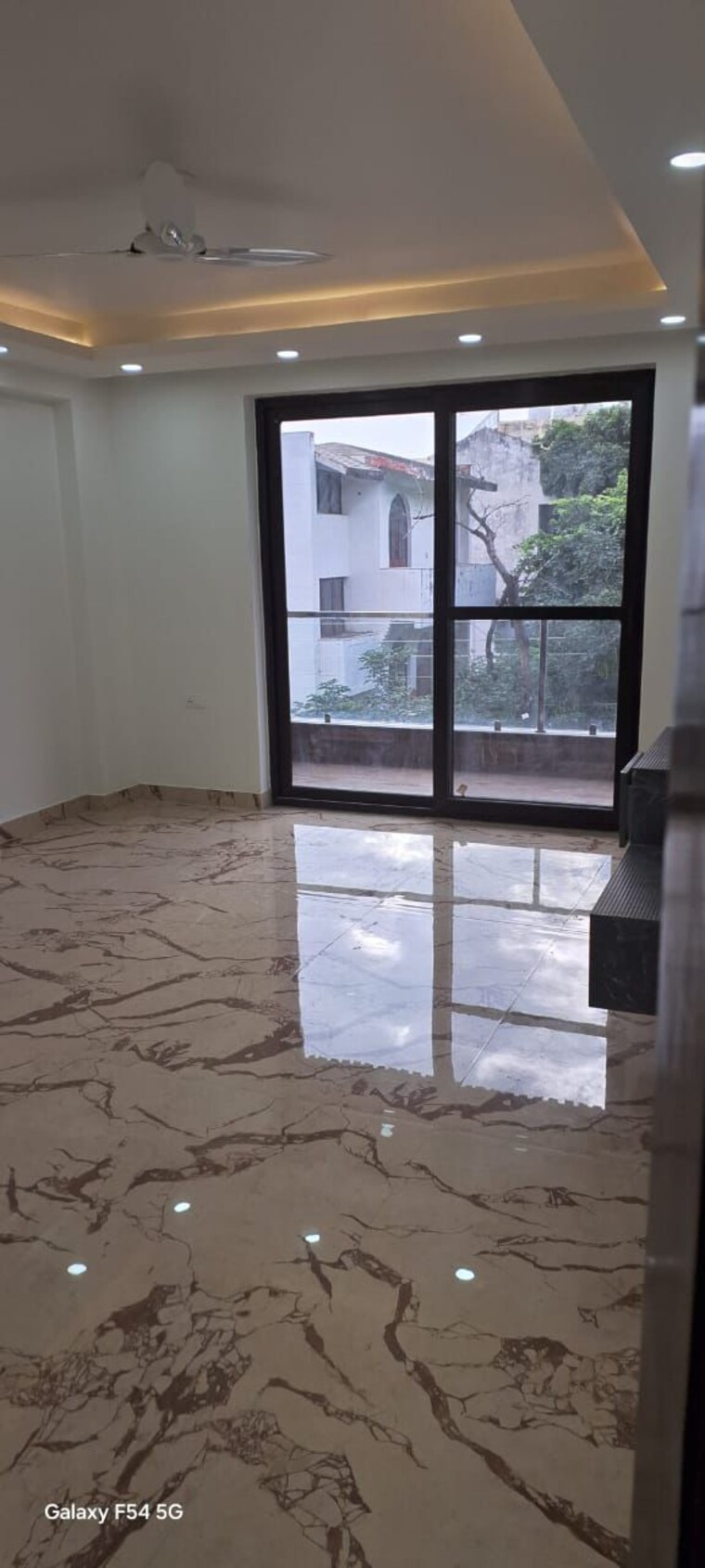 Room, sector 23 3 Bedroom 1850 Sq.Ft. Builder Floor In Sector 23 Gurgaon 9681553