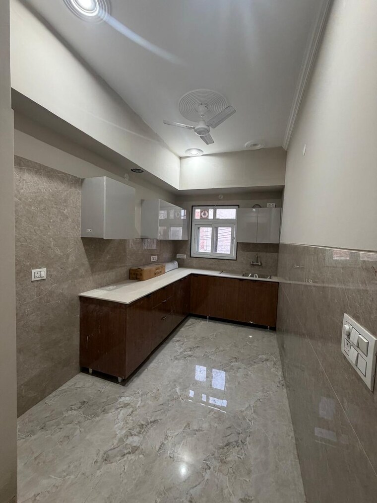 Kitchen, sector 23 1 Bedroom 650 Sq.Ft. Builder Floor In Sector 23 Gurgaon 9681591