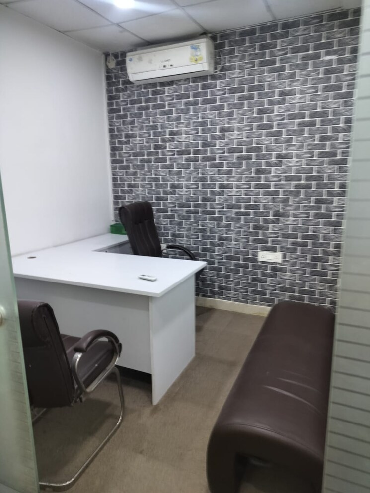 Team Area, sector 4 Commercial Office Space 600 Sq.Ft. In Sector 4 Noida 9681603