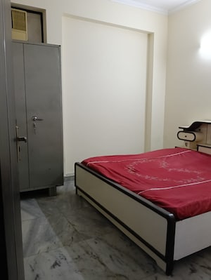 Bedroom in 1 BHK Builder Floor at Palam Vihar – for Rent