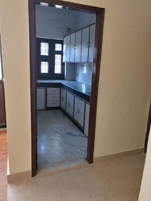 1 BHK Builder Floor For Rent in Palam Vihar