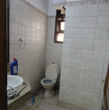 Bathroom in 3.5 BHK Builder Floor at Boutique Residential Apartments A-10 3, Vasant Vihar – for Rent