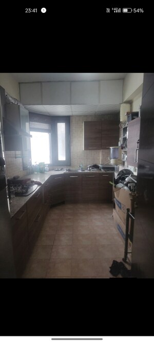 Parking in 2 BHK Apartment at Vashisht Heights, Sector 87 – for Sale