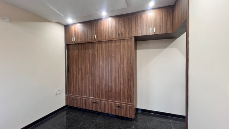 Room, banashankari 6th stage 4 Bedroom 3000 Sq.Ft. Independent House In Banashankari 6th Stage Bangalore 9681633