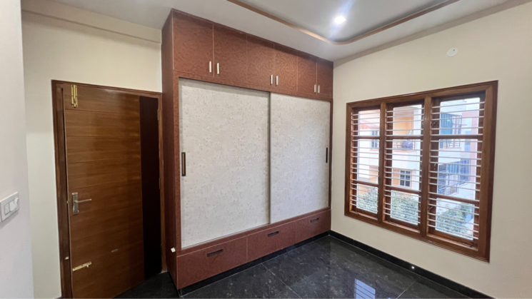 Room, banashankari 6th stage 4 Bedroom 3000 Sq.Ft. Independent House In Banashankari 6th Stage Bangalore 9681633