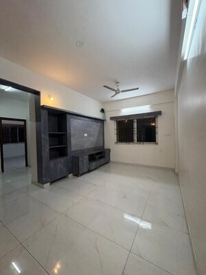 Parking in 2 BHK Builder Floor at Hsr Layout – for Rent