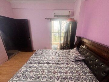 Bedroom in 3 BHK Apartment at Supertech Cape Town, Sector 74 – for Rent