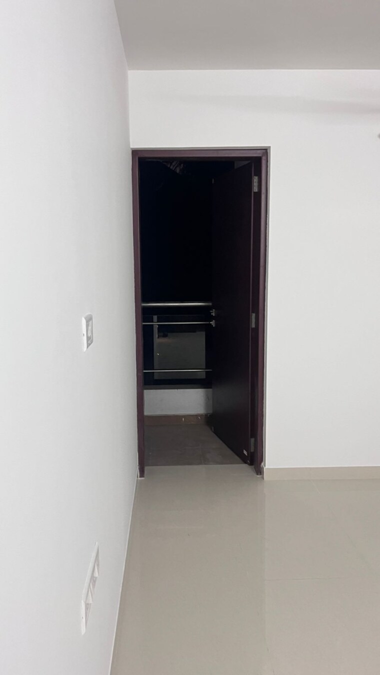 Room, tulshibagwale colony 3 Bedroom 1300 Sq.Ft. Apartment In Tulshibagwale Colony Pune 9681650