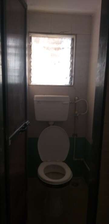 Bathroom in 1 BHK Apartment at Thane West – for Rent
